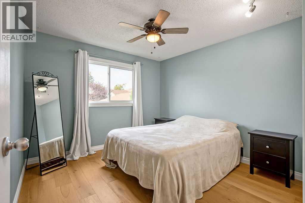 Single Family House Bi-level for Sale in  Riverbirch Place SE Riverbend Calgary 