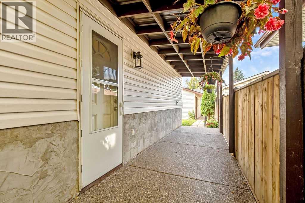 Single Family House Bi-level for Sale in  Riverbirch Place SE Riverbend Calgary 