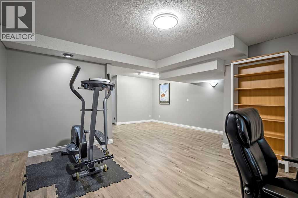 Single Family House Bi-level for Sale in  Riverbirch Place SE Riverbend Calgary 