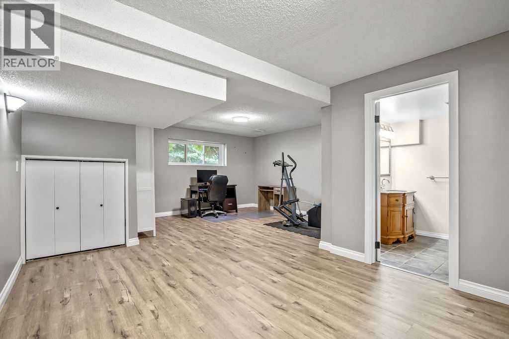 Single Family House Bi-level for Sale in  Riverbirch Place SE Riverbend Calgary 