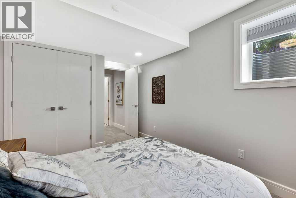 Single Family House for Sale in  Lake Placid Place SE Lake Bonavista Calgary 
