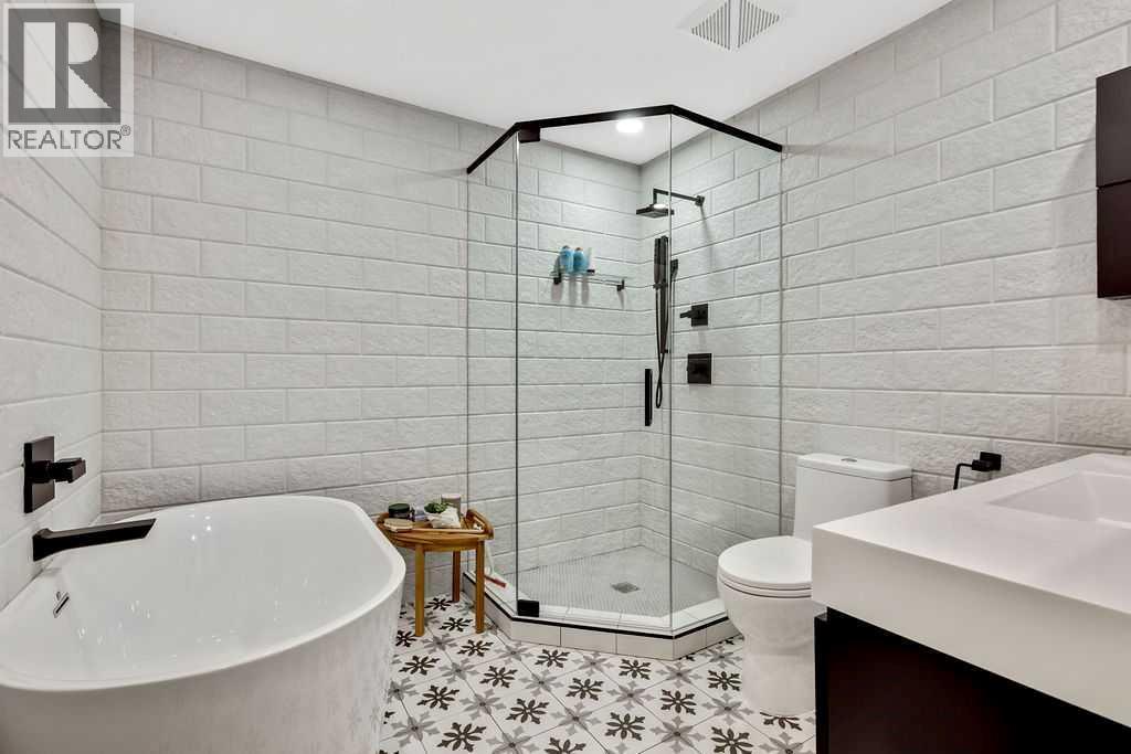 Single Family House for Sale in  Lake Placid Place SE Lake Bonavista Calgary 