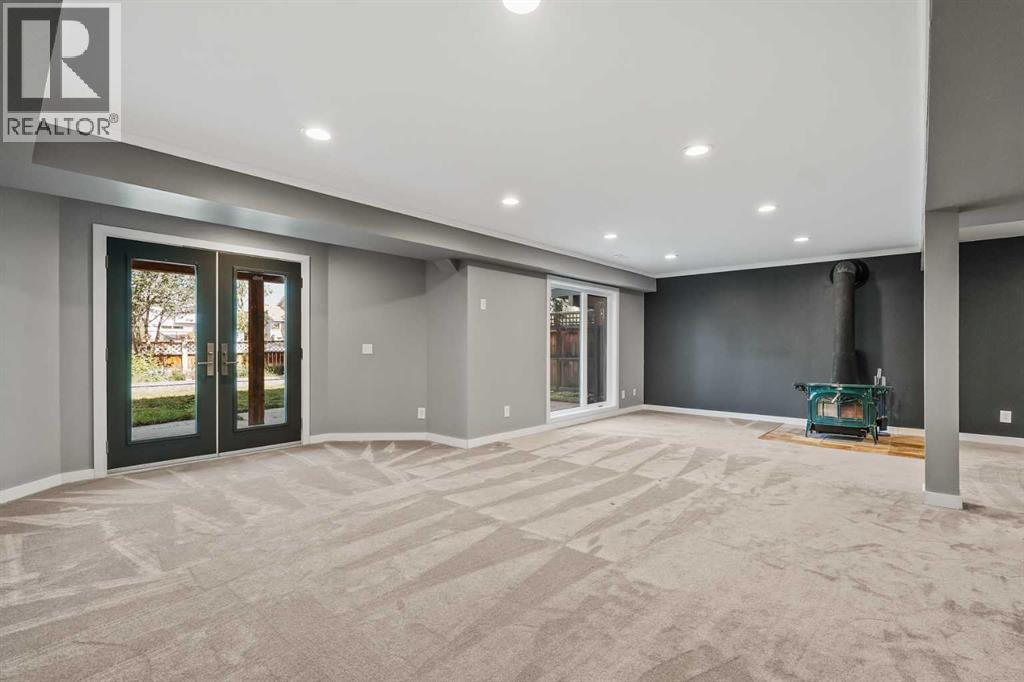 Single Family House for Sale in  Scenic Park Crescent NW Scenic Acres Calgary 