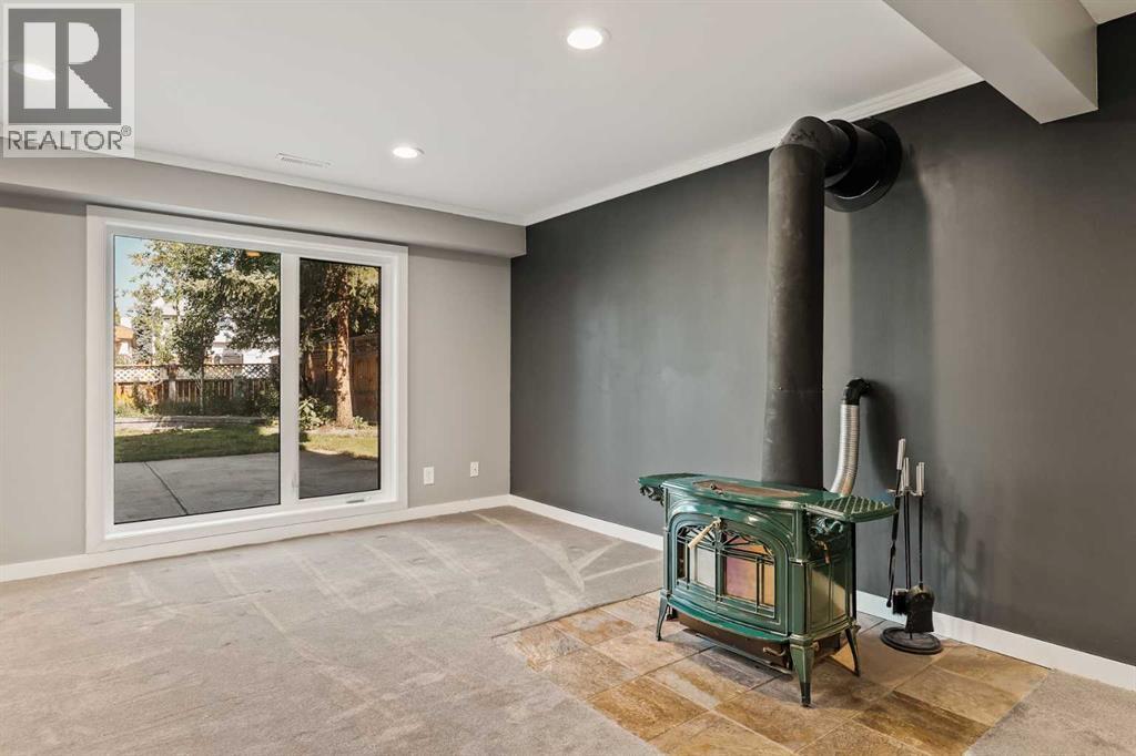 Single Family House for Sale in  Scenic Park Crescent NW Scenic Acres Calgary 