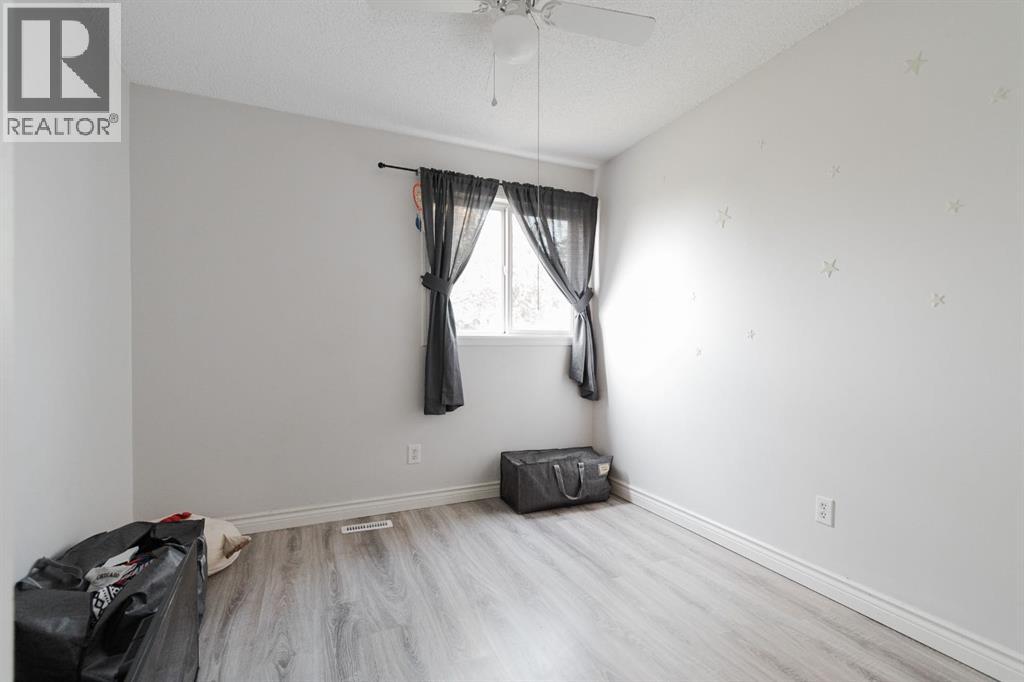 151 DICKINS, Fort McMurray