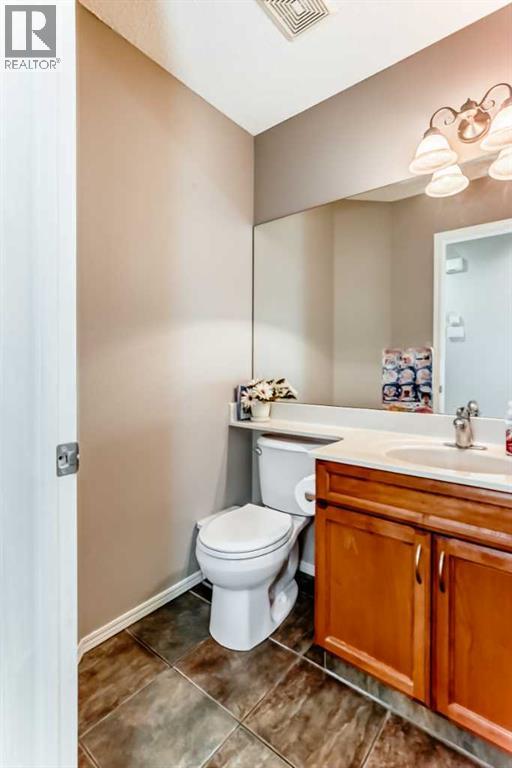 Single Family House for Sale in  Sienna Park Heath SW Signal Hill Calgary 