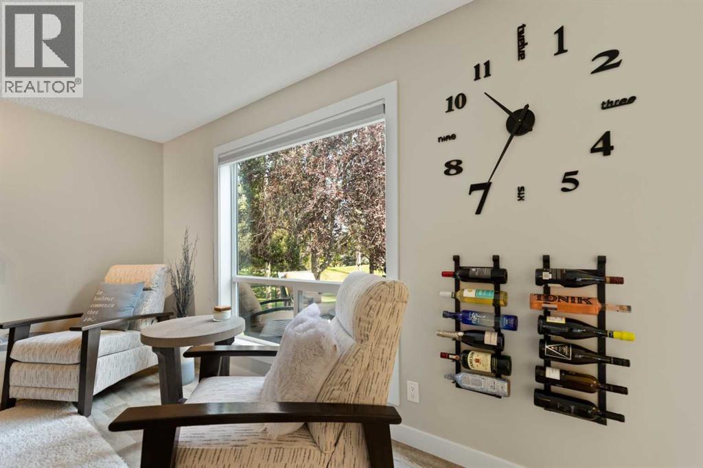 Single Family House for Sale in  Douglas Ridge Place SE Douglasdale/Glen Calgary 