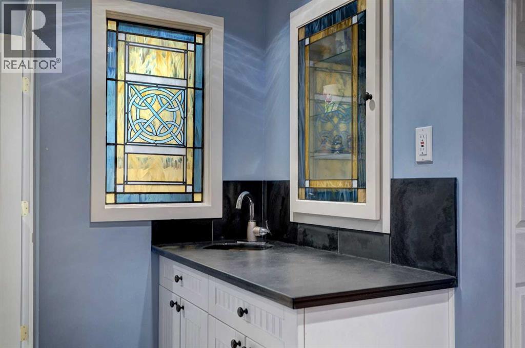 Single Family House for Sale in  Sierra Nevada Way SW Signal Hill Calgary 