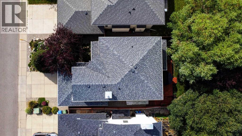 Single Family House for Sale in  Sierra Nevada Way SW Signal Hill Calgary 