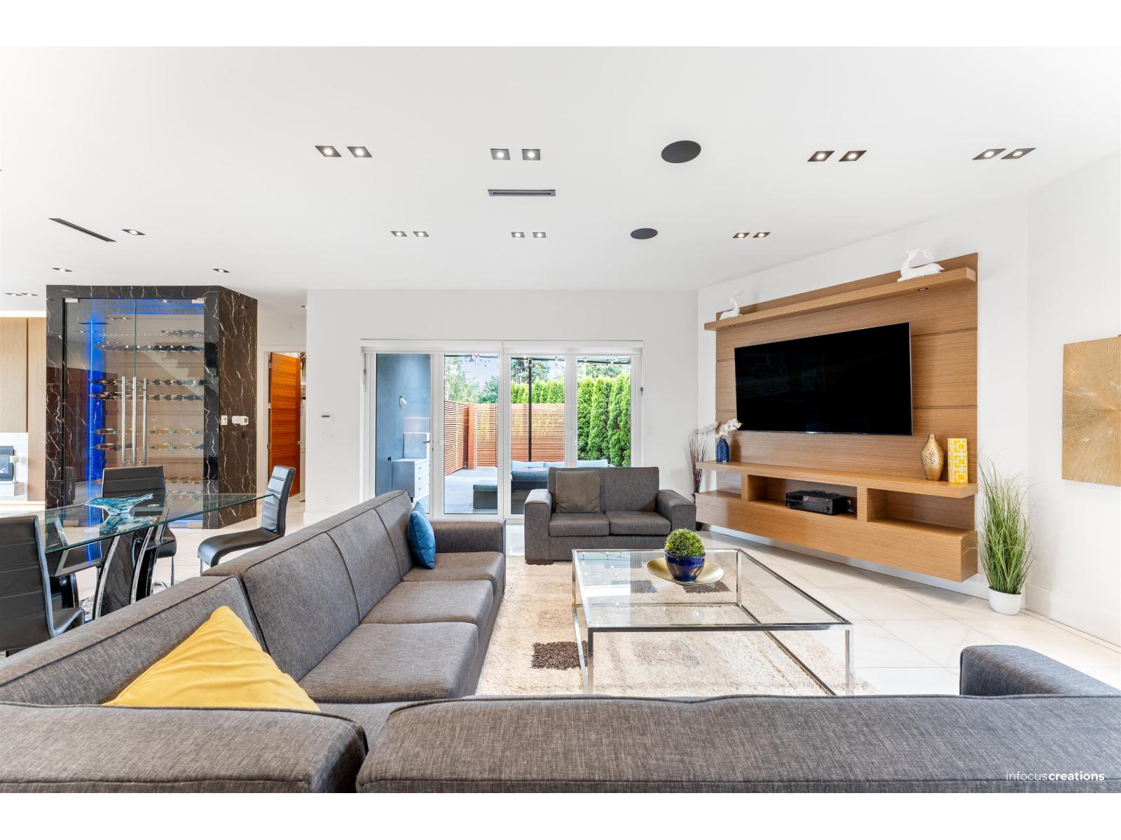 10078 MARY DRIVE, Surrey