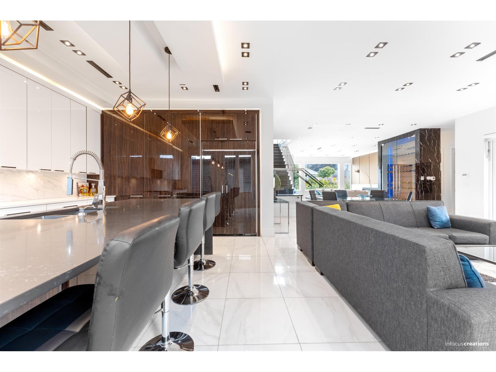 10078 MARY DRIVE, Surrey