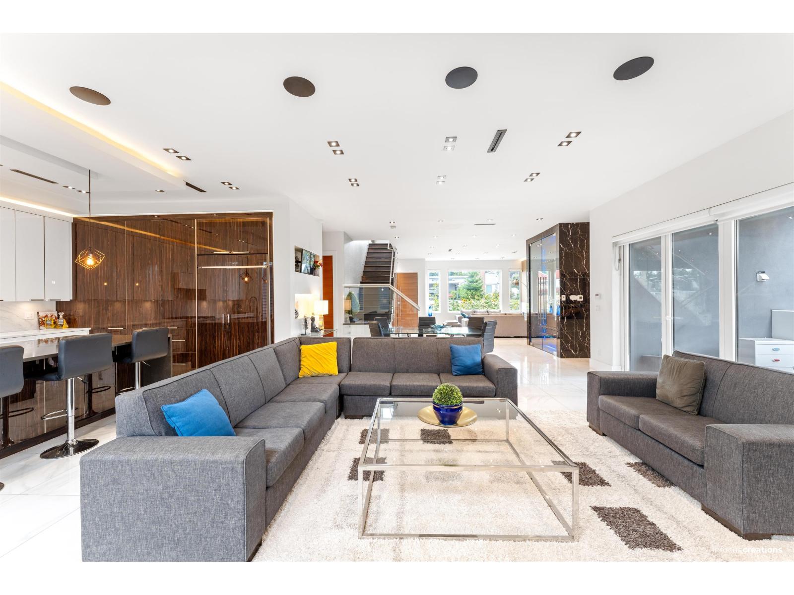 10078 MARY DRIVE, Surrey