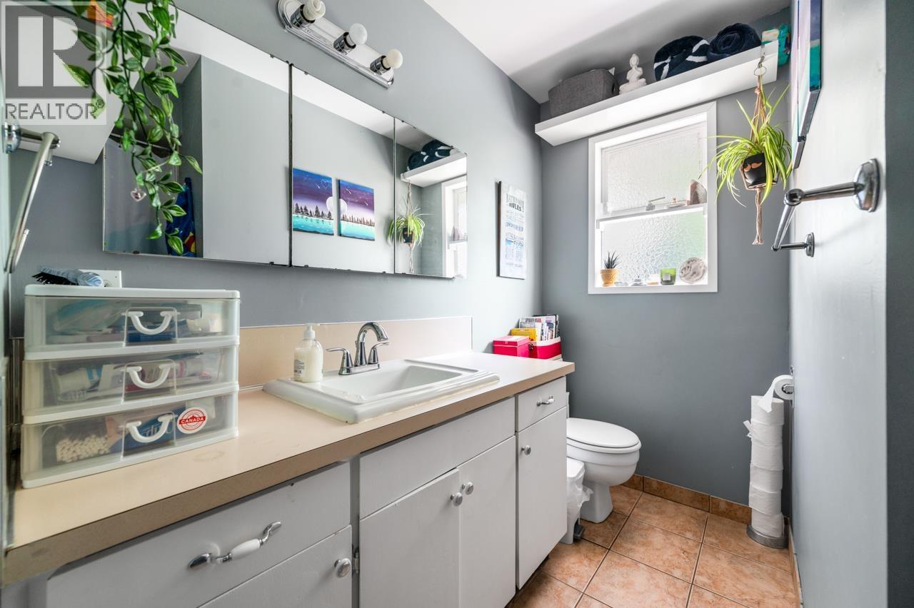 11990 DOVER STREET, Maple Ridge