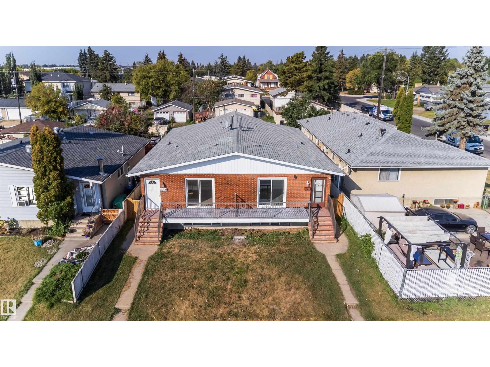 Single Family House Raised bungalow for Sale in /  St ST NW NW Edmonton 