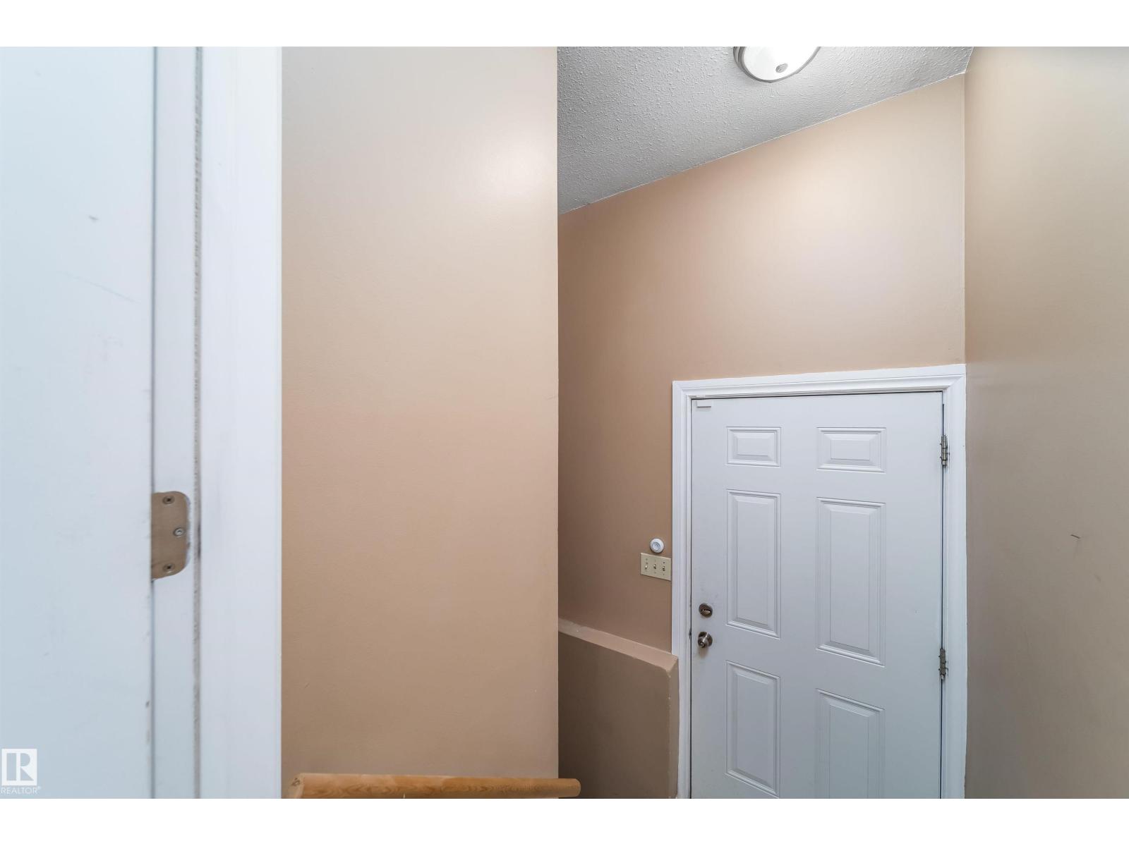 Single Family House Raised bungalow for Sale in /  St ST NW NW Edmonton 