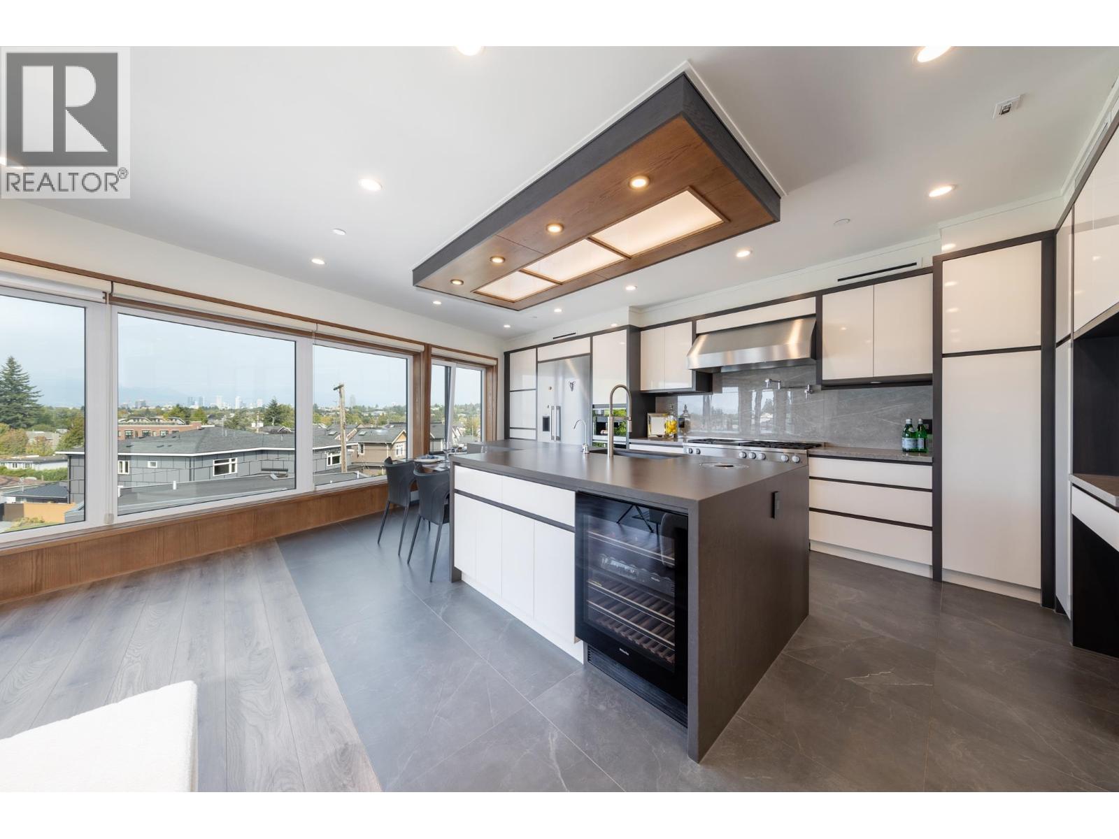 2863 W KING EDWARD AVENUE, Vancouver