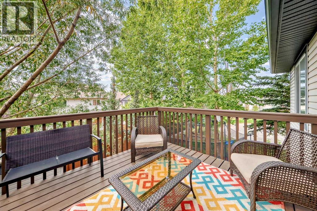 Single Family House for Sale in  Rockyspring Green NW Rocky Ridge Calgary 