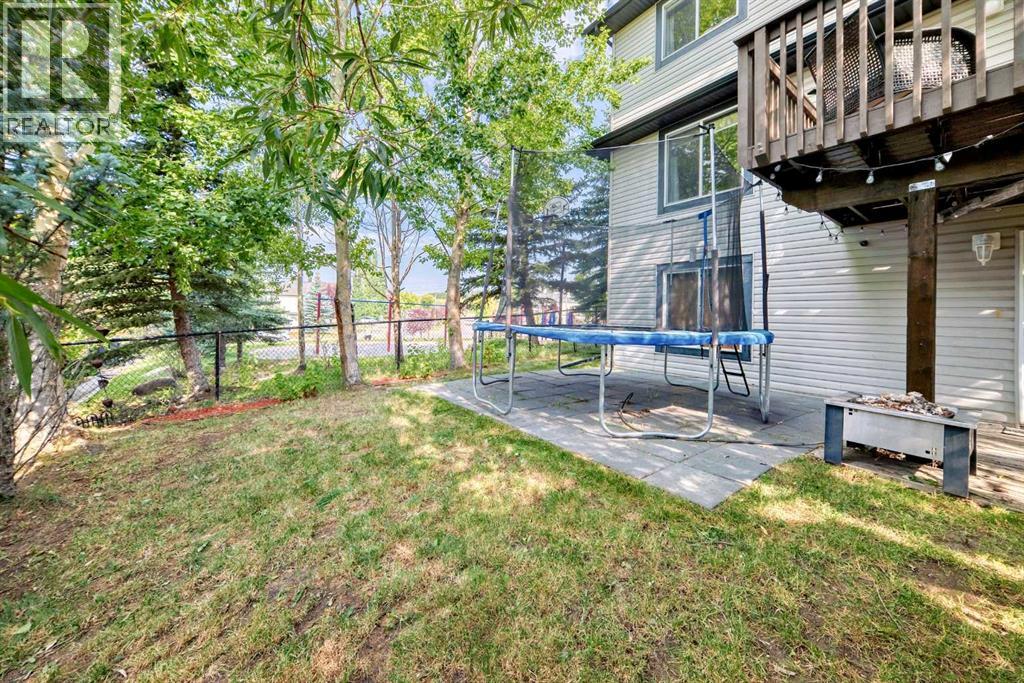 Single Family House for Sale in  Rockyspring Green NW Rocky Ridge Calgary 