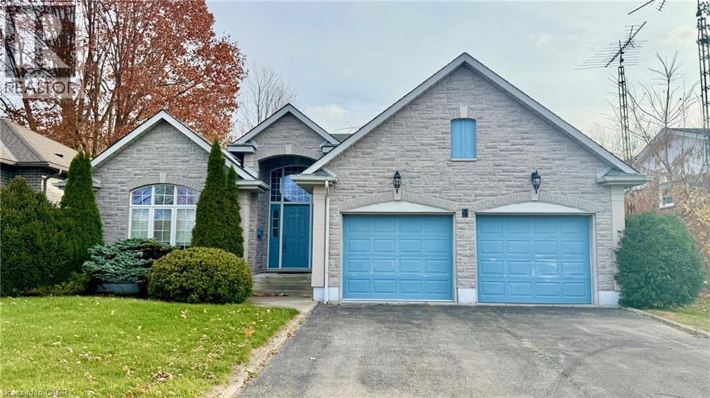 4 ORCHARD Crescent