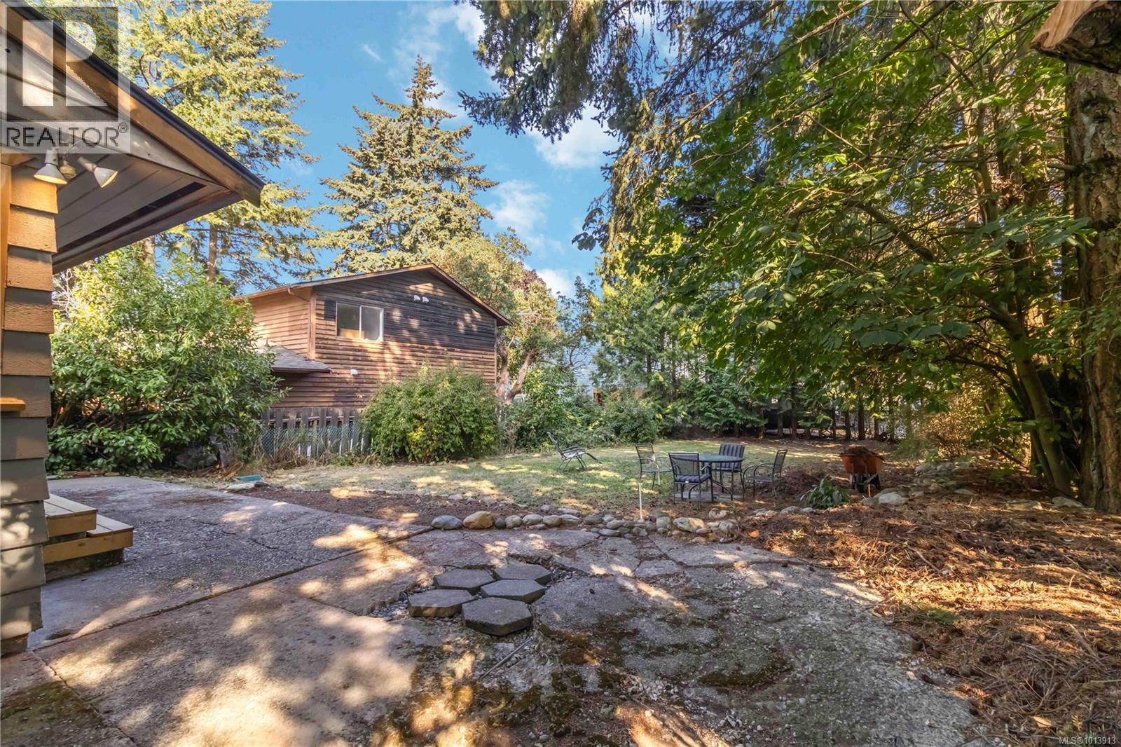 A 3365 Painter Rd, Colwood