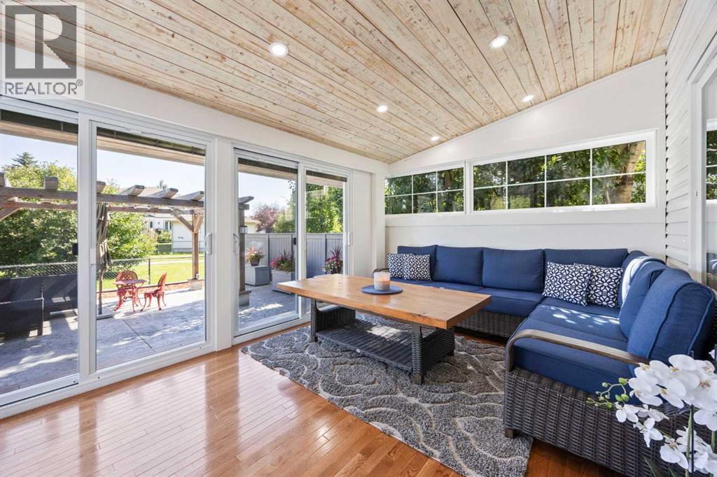 Single Family House for Sale in  Riverview Close SE Riverbend Calgary 
