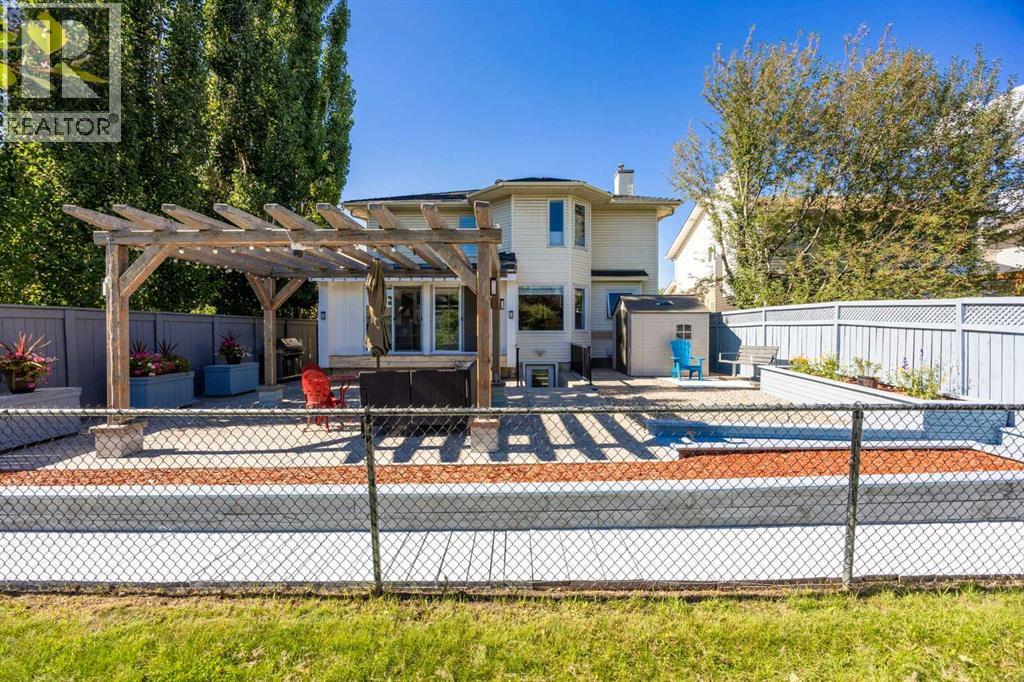 Single Family House for Sale in  Riverview Close SE Riverbend Calgary 