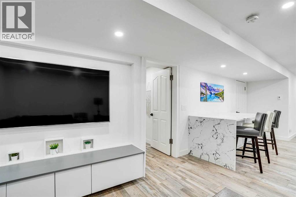 Single Family House for Sale in  Riverview Close SE Riverbend Calgary 