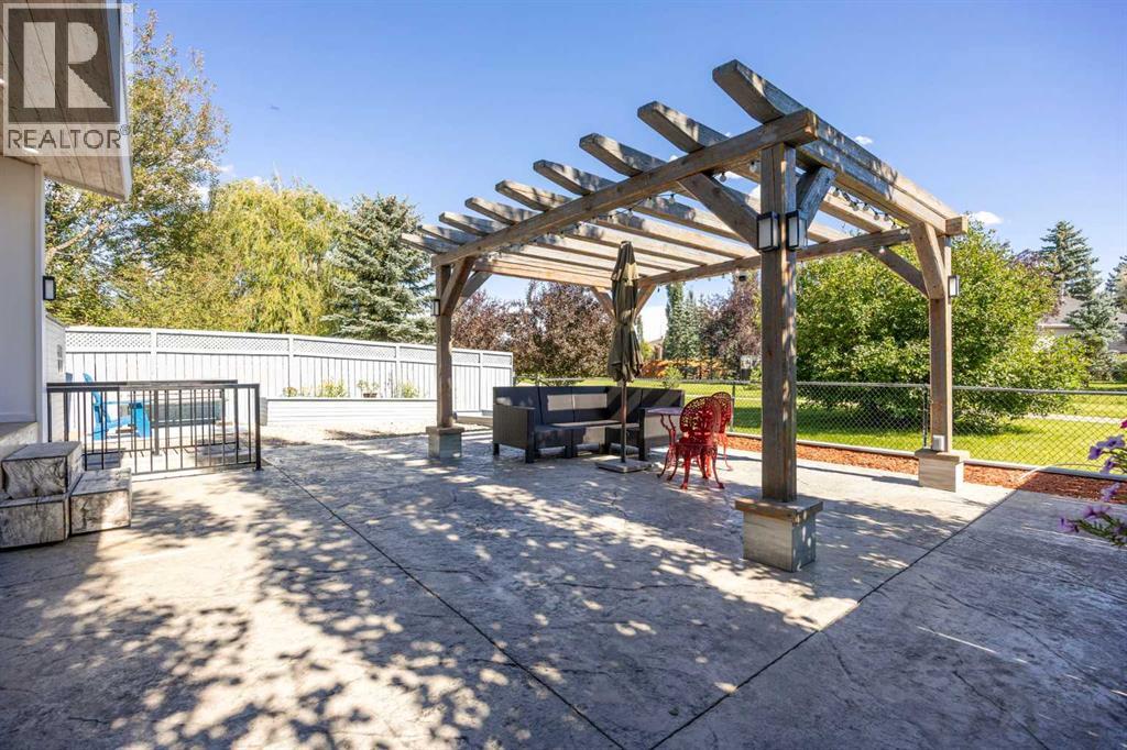 Single Family House for Sale in  Riverview Close SE Riverbend Calgary 