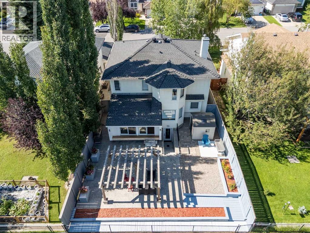 Single Family House for Sale in  Riverview Close SE Riverbend Calgary 