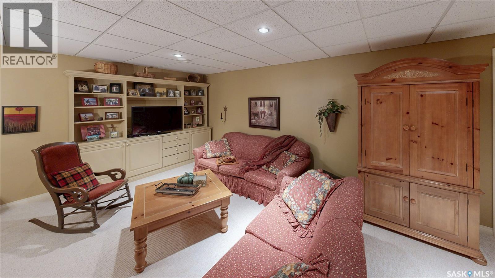 Single Family House Bungalow for Sale in  Wintergreen BAY Regina 