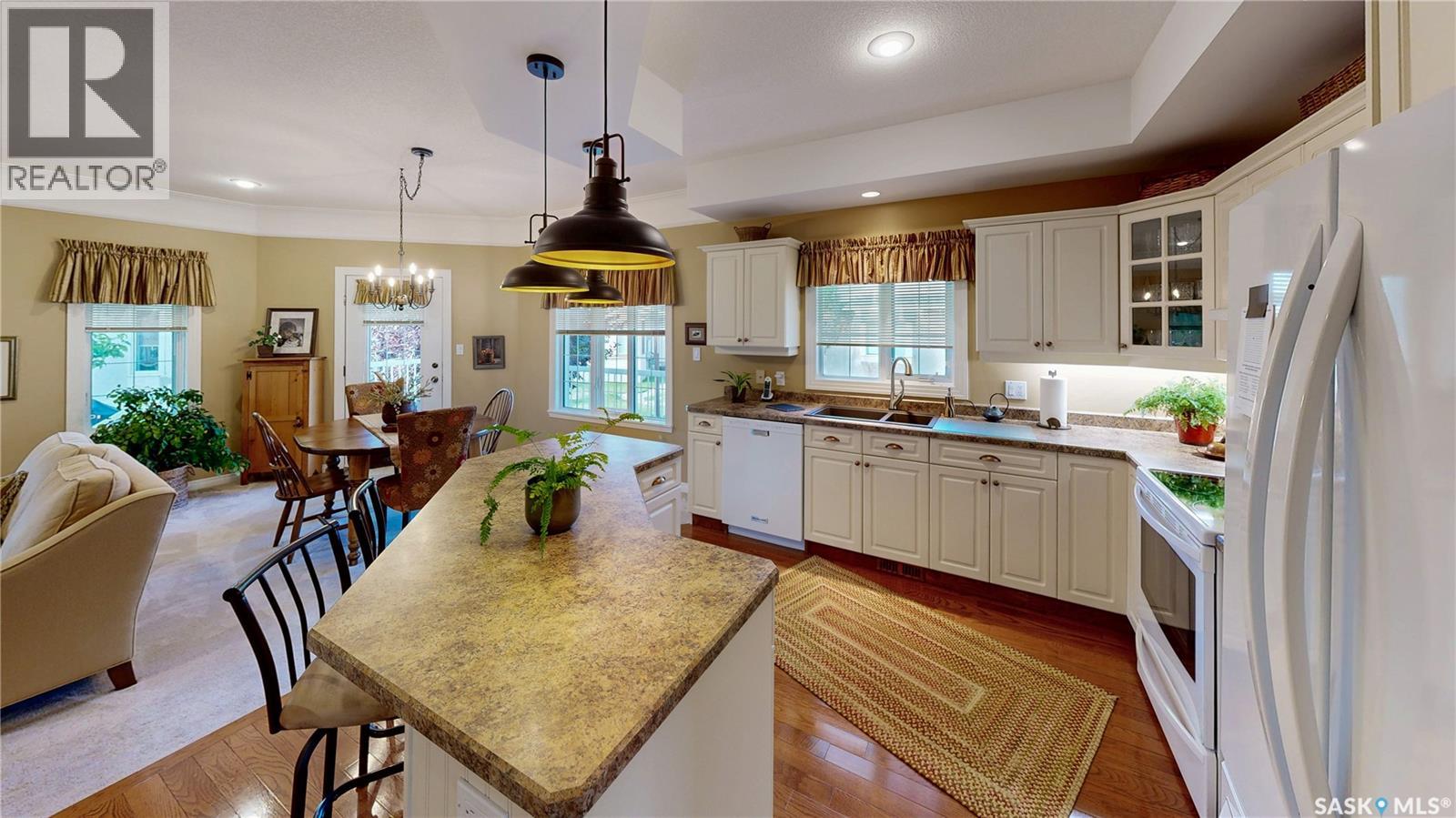 Single Family House Bungalow for Sale in  Wintergreen BAY Regina 