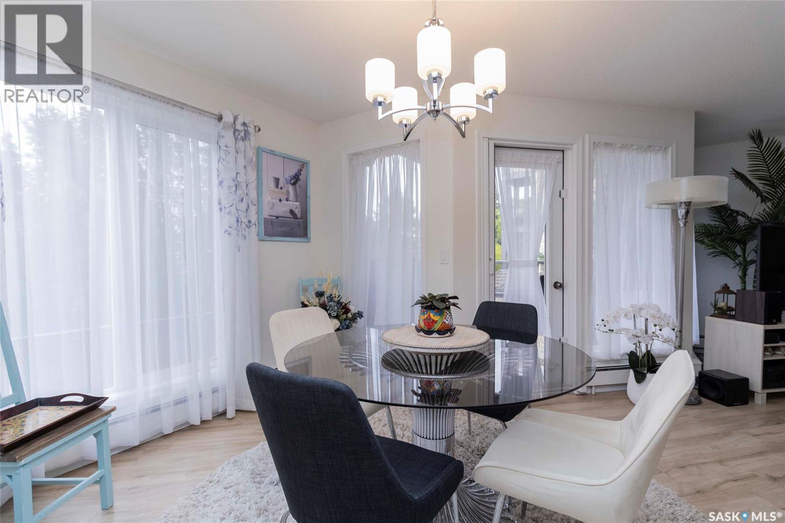 Single Family House High rise for Sale in   Acadia DRIVE Saskatoon 