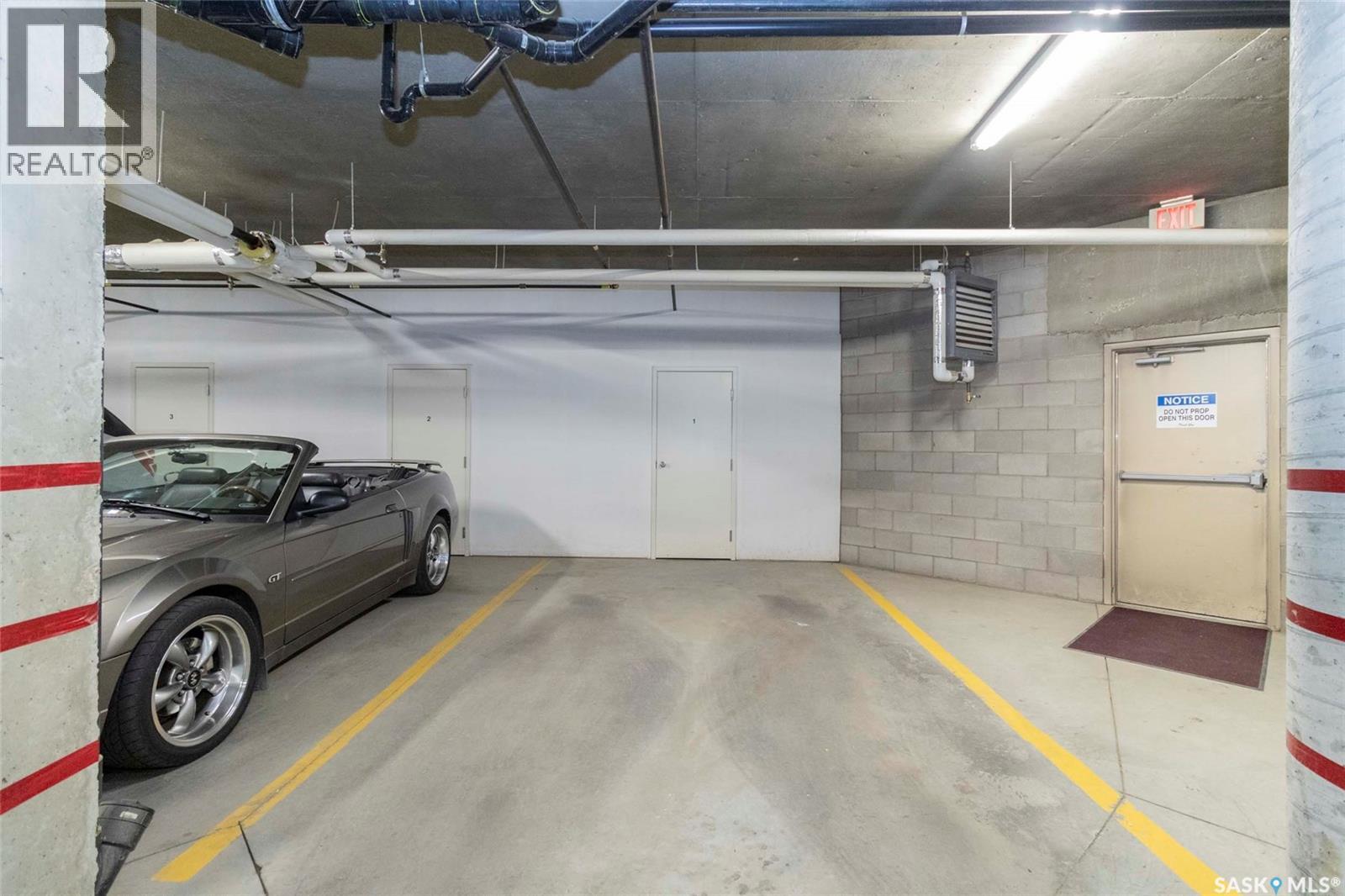 Single Family House High rise for Sale in   Acadia DRIVE Saskatoon 