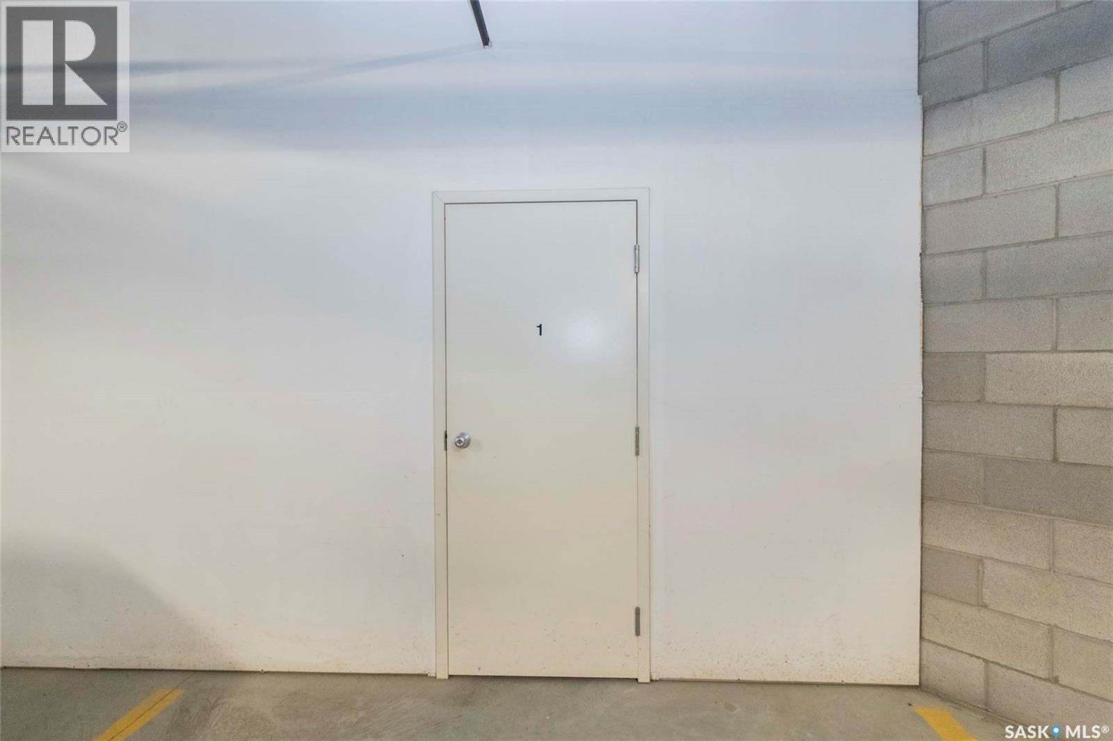 Single Family House High rise for Sale in   Acadia DRIVE Saskatoon 