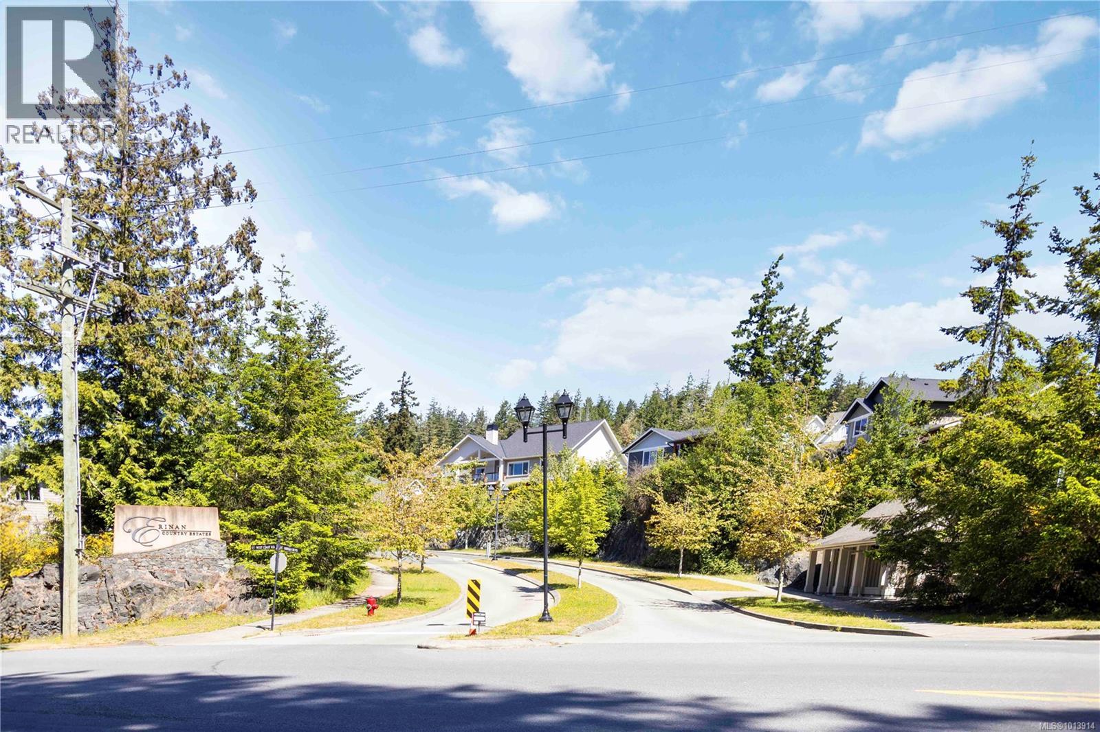  7360 Boomstick Avenue, Sooke