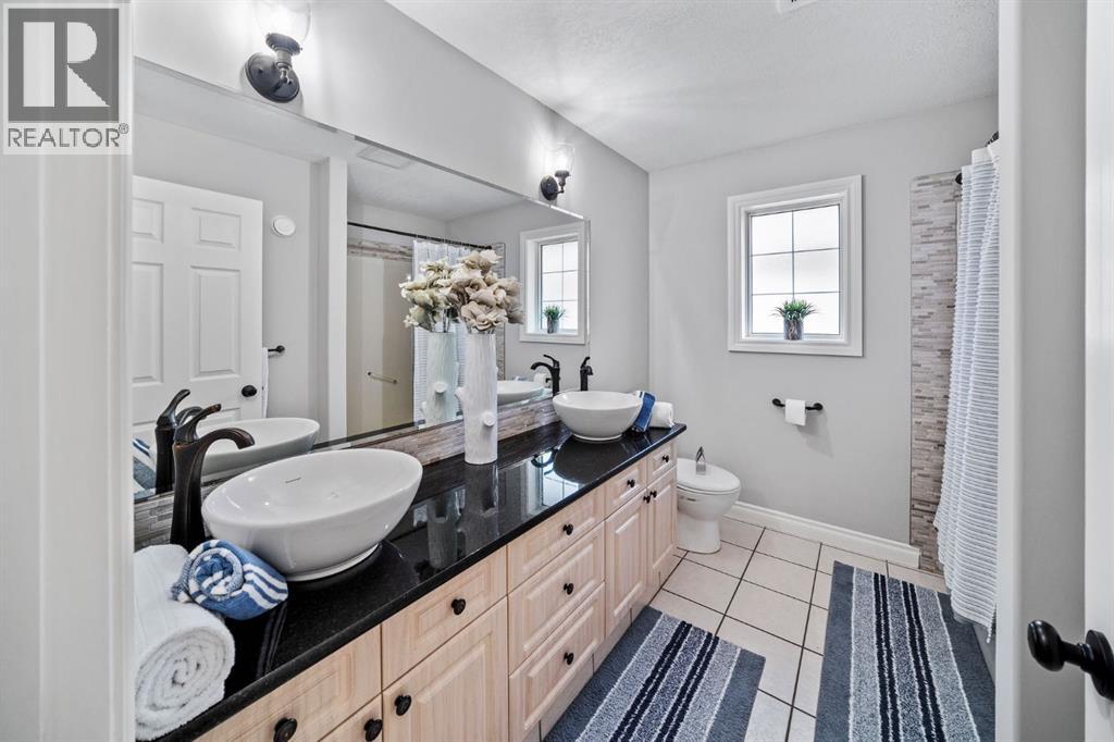 187 Gleneagles View, Cochrane