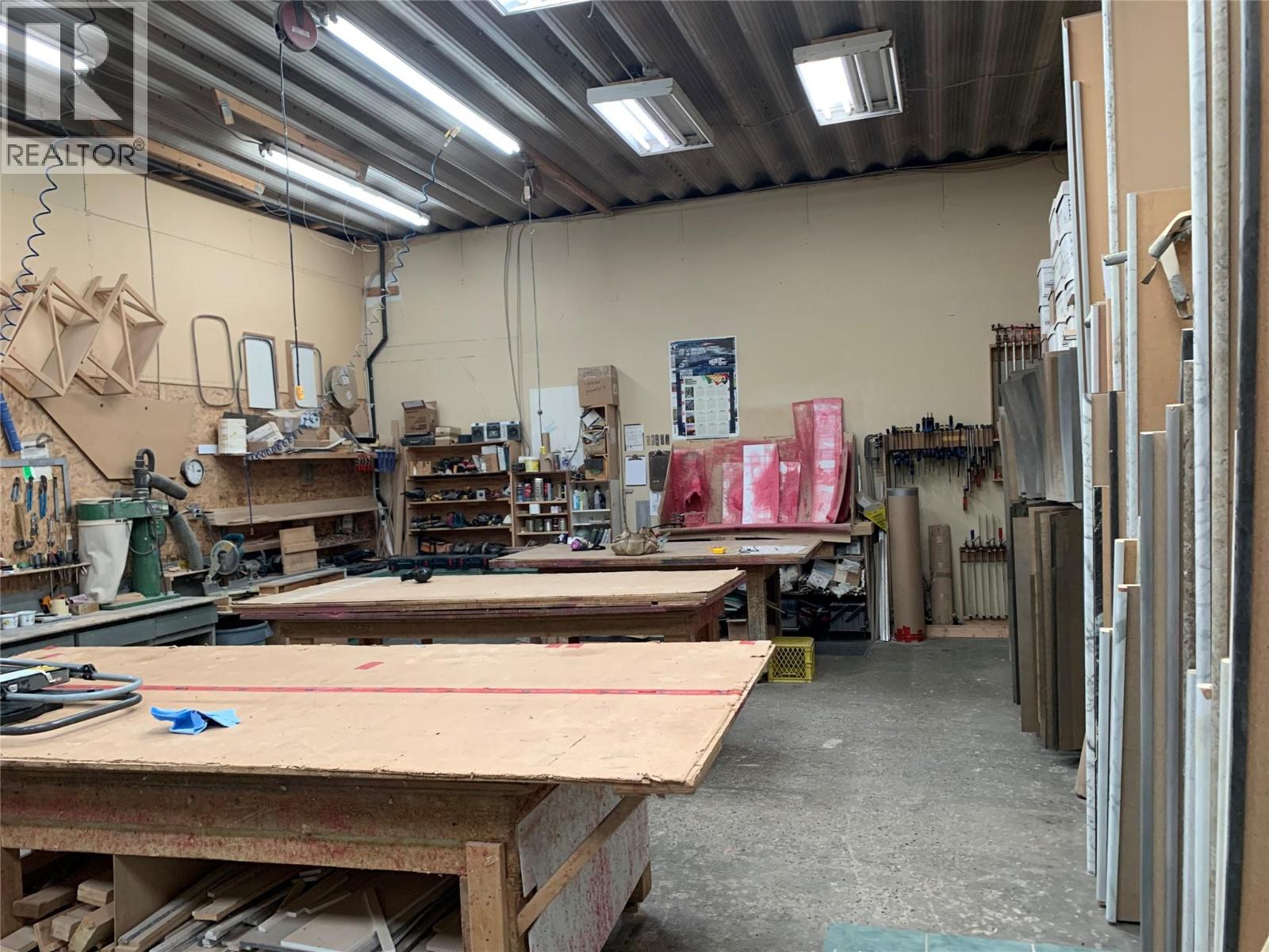  933 INDUSTRIAL #1 Road, Cranbrook