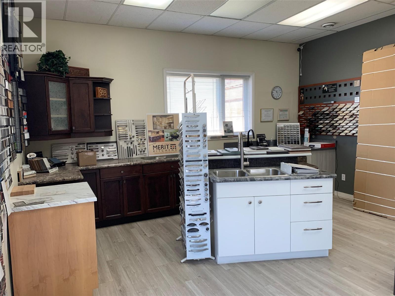  933 INDUSTRIAL #1 Road, Cranbrook