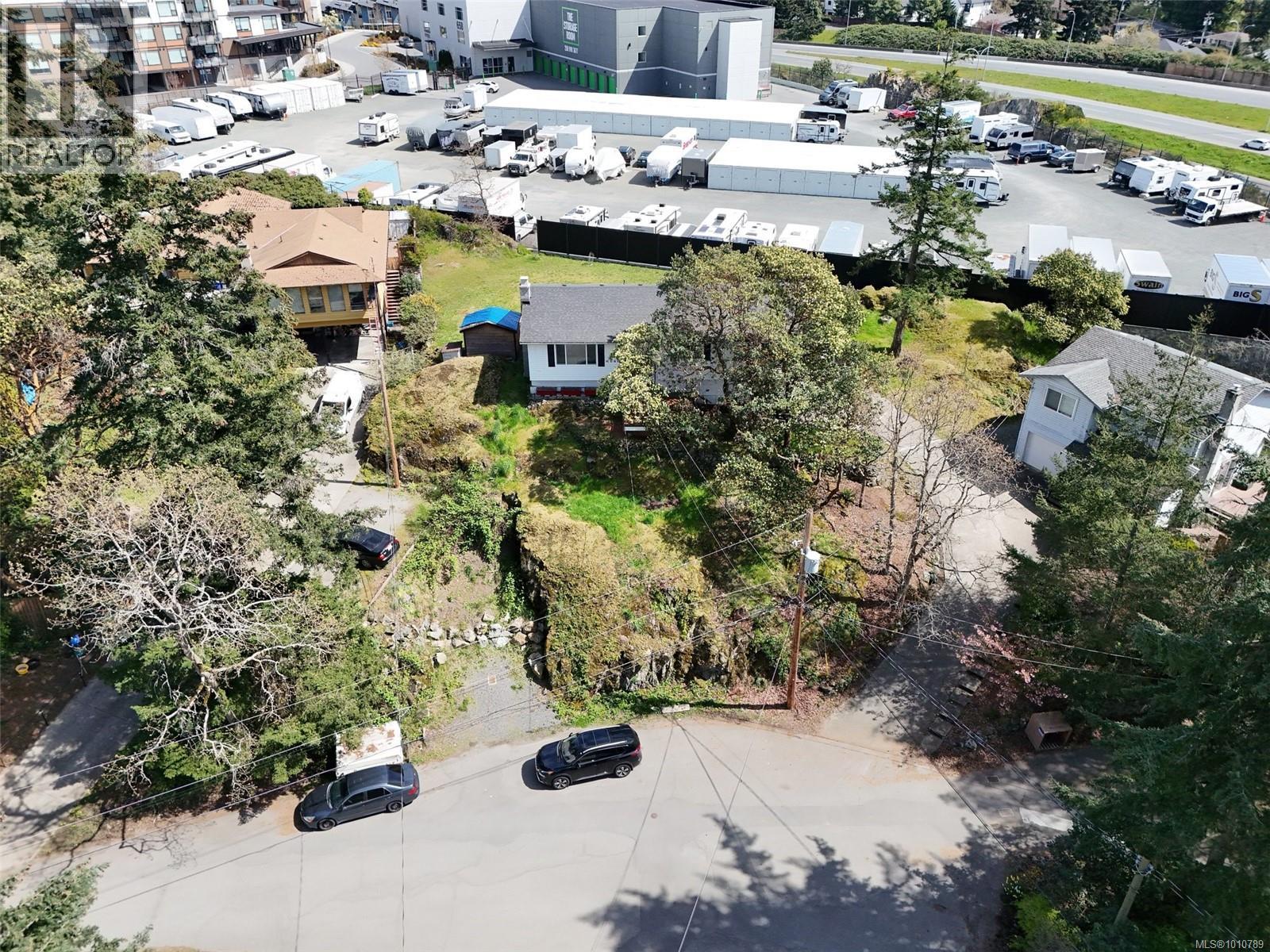 2475 Skedans Rd, Langford