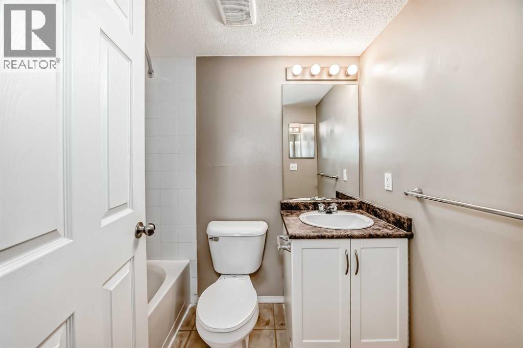 505 Railway Street West, Cochrane