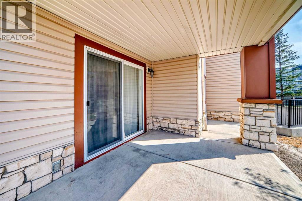 505 Railway Street West, Cochrane