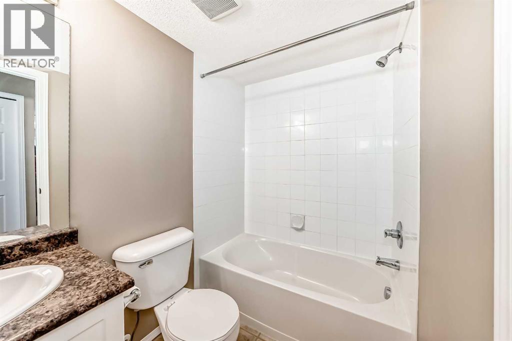 505 Railway Street West, Cochrane