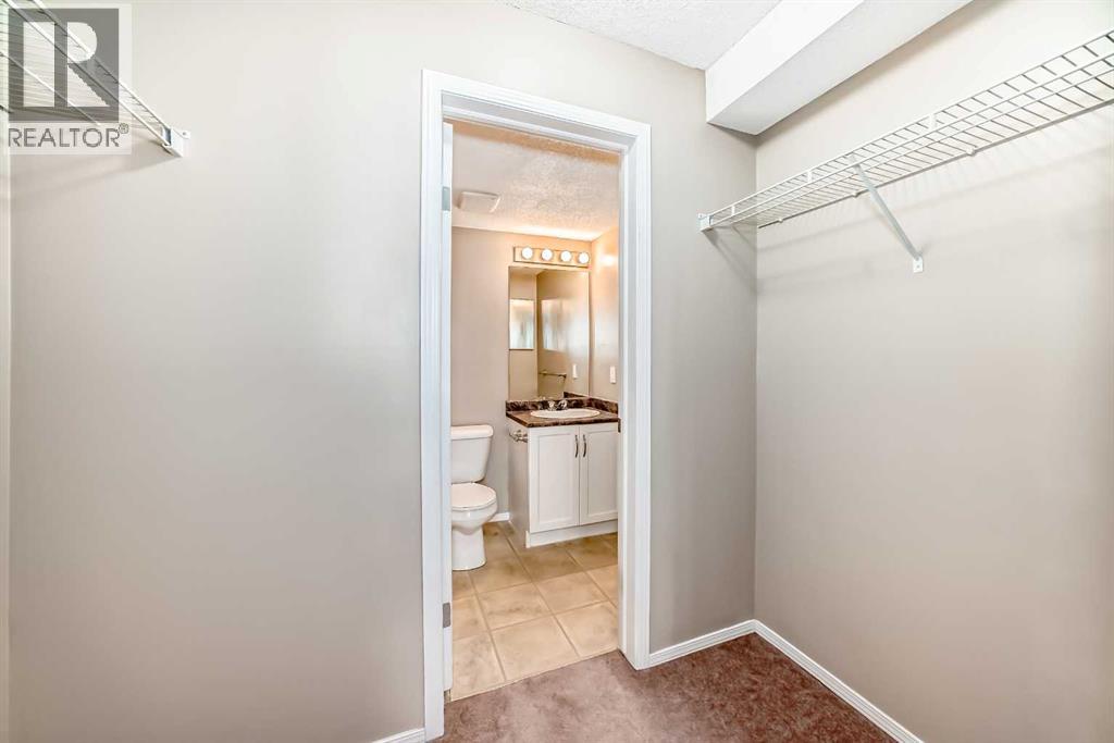 505 Railway Street West, Cochrane