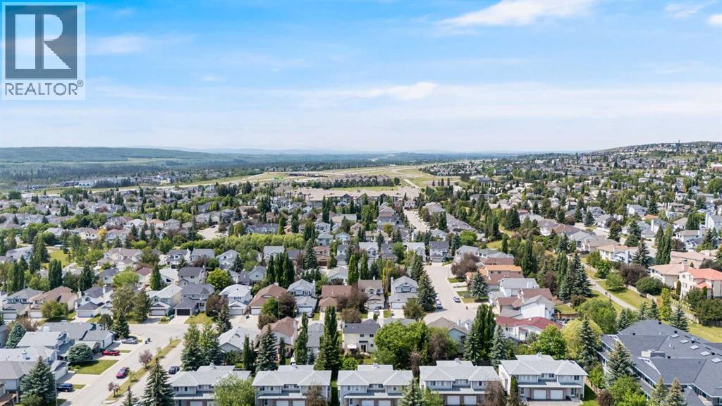 Single Family House for Sale in   Sierra Morena Mews SW Signal Hill Calgary 
