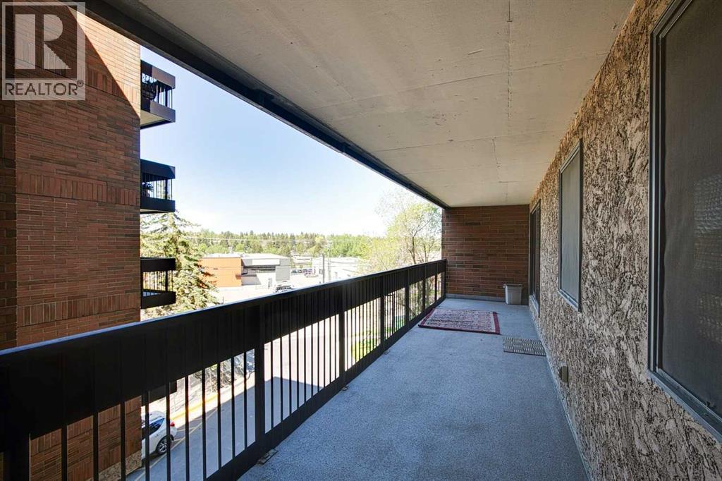 Single Family House for Sale in   Horton Road SW Haysboro Calgary 