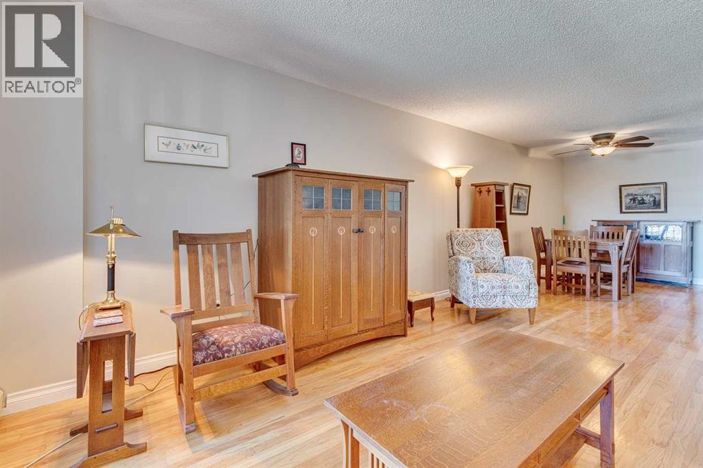 Single Family House for Sale in   Horton Road SW Haysboro Calgary 