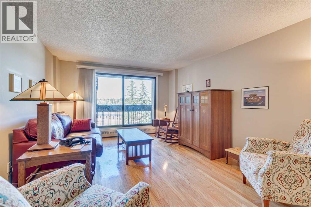 Single Family House for Sale in   Horton Road SW Haysboro Calgary 