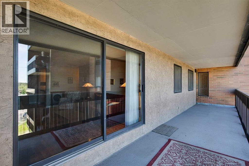 Single Family House for Sale in   Horton Road SW Haysboro Calgary 