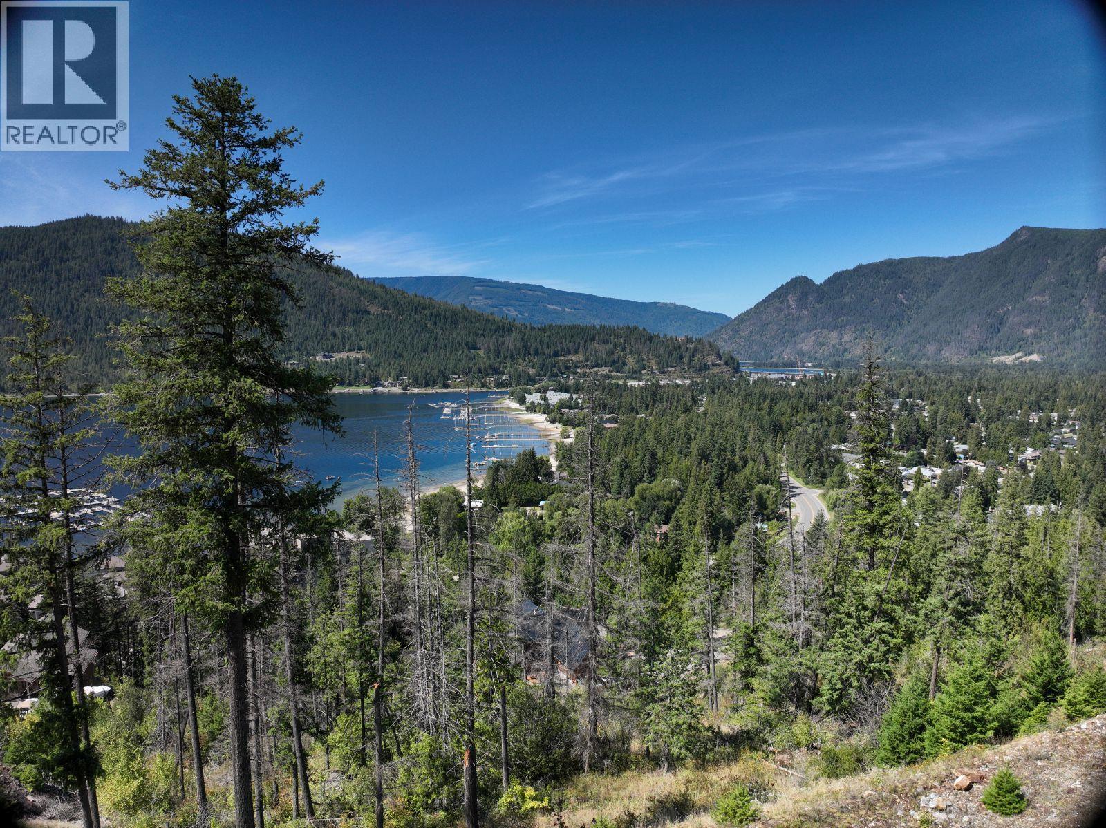  246 Bayview Drive, Sicamous