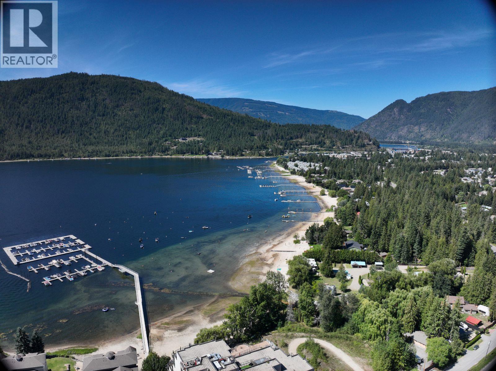  246 Bayview Drive, Sicamous